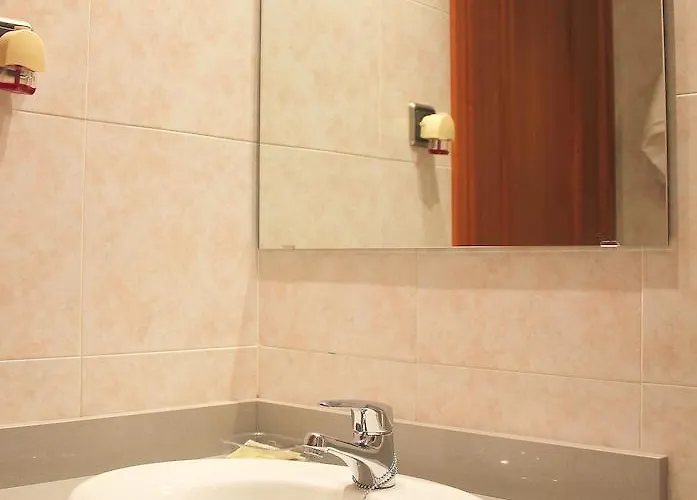 ゲストハウス Cafeteteria Goya バルバストロ